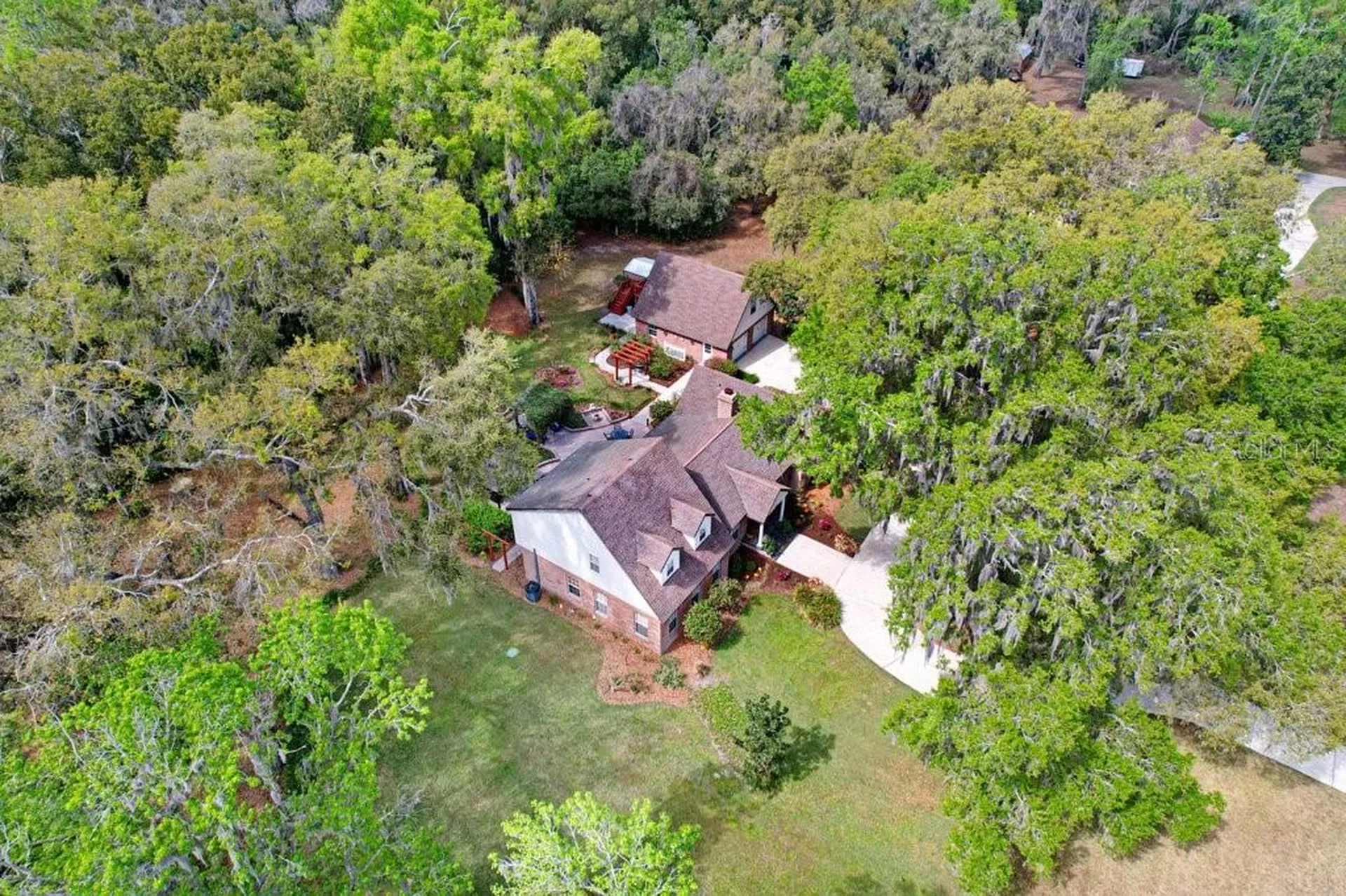 36805 Waterfall Drive Dade City FL 33525