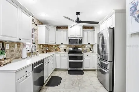 36805 Waterfall Drive Dade City FL 33525