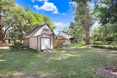 36805 Waterfall Drive Dade City FL 33525