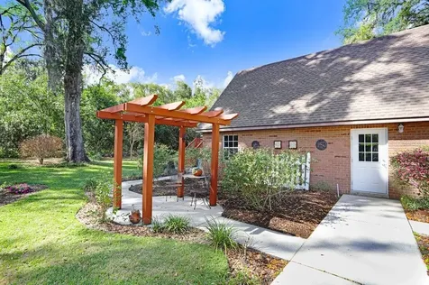 36805 Waterfall Drive Dade City FL 33525