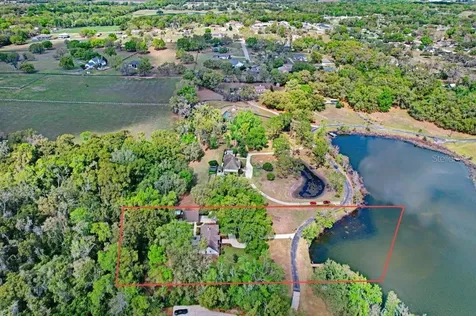 36805 Waterfall Drive Dade City FL 33525