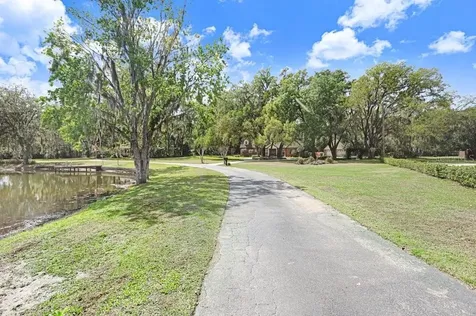 36805 Waterfall Drive Dade City FL 33525