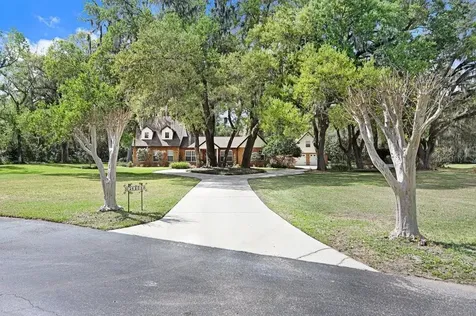 36805 Waterfall Drive Dade City FL 33525