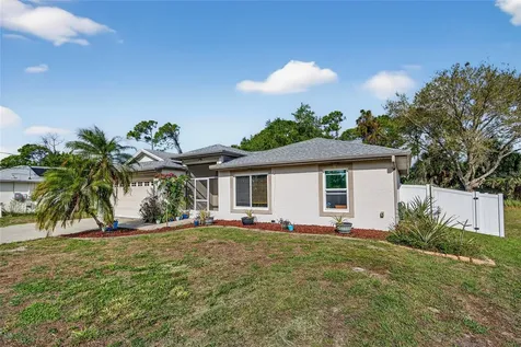 2921 Cincinnati Street North Port FL 34286