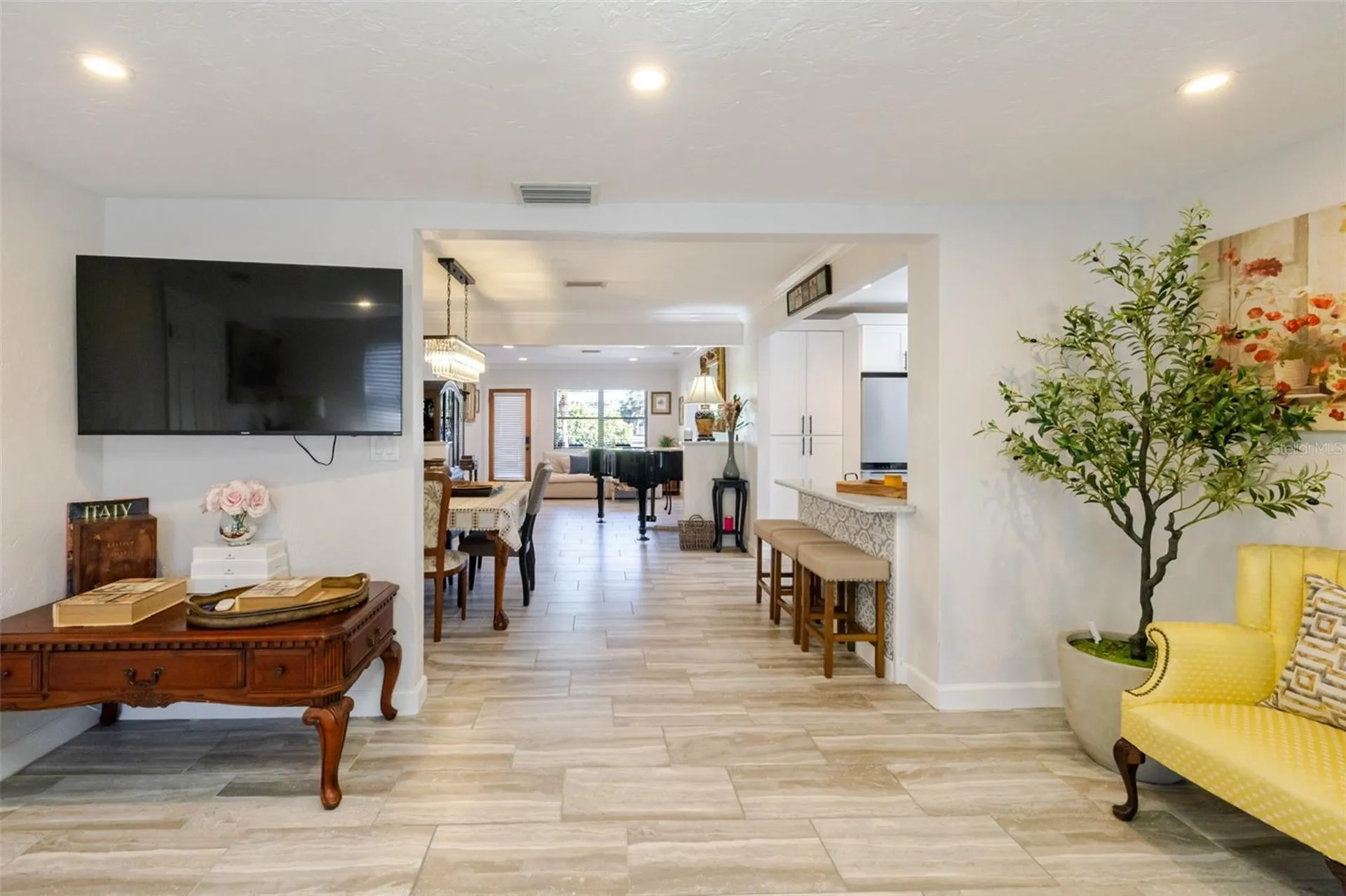 4925 Remington Drive Sarasota FL 34234
