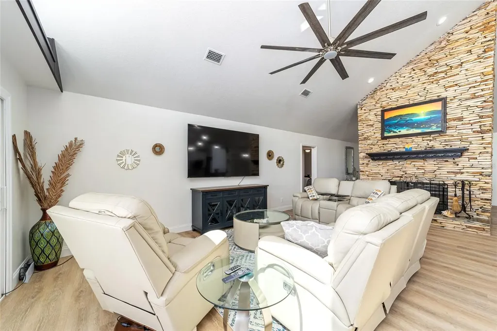 12830 SE 144th Avenue Ocklawaha FL 32179