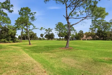 7515 Eaton Court University Park FL 34201