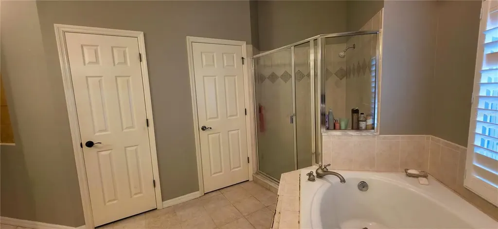 6041 Catlin Drive Tampa FL 33647