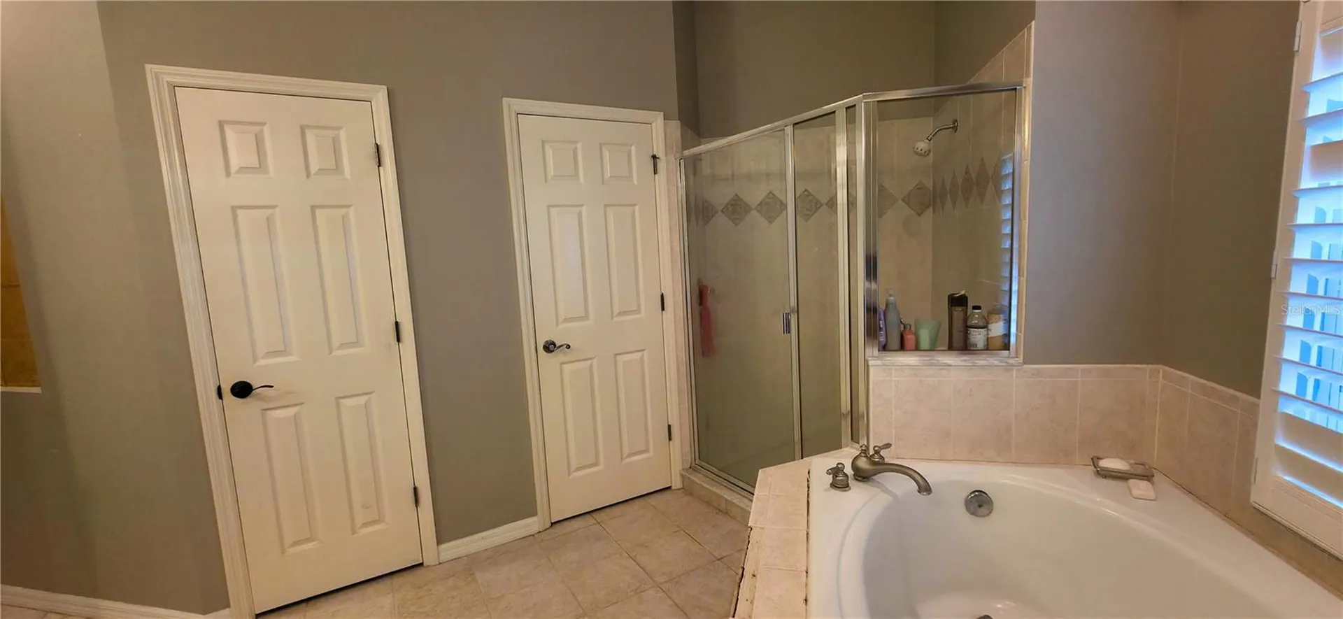 6041 Catlin Drive Tampa FL 33647