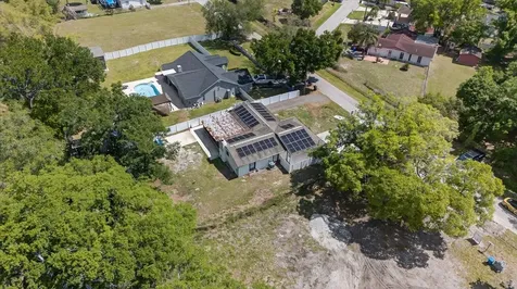 6816 E Creek Drive Tampa FL 33615