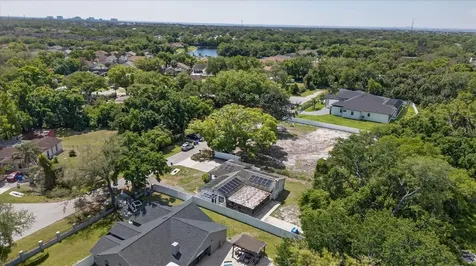6816 E Creek Drive Tampa FL 33615