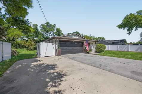 6816 E Creek Drive Tampa FL 33615