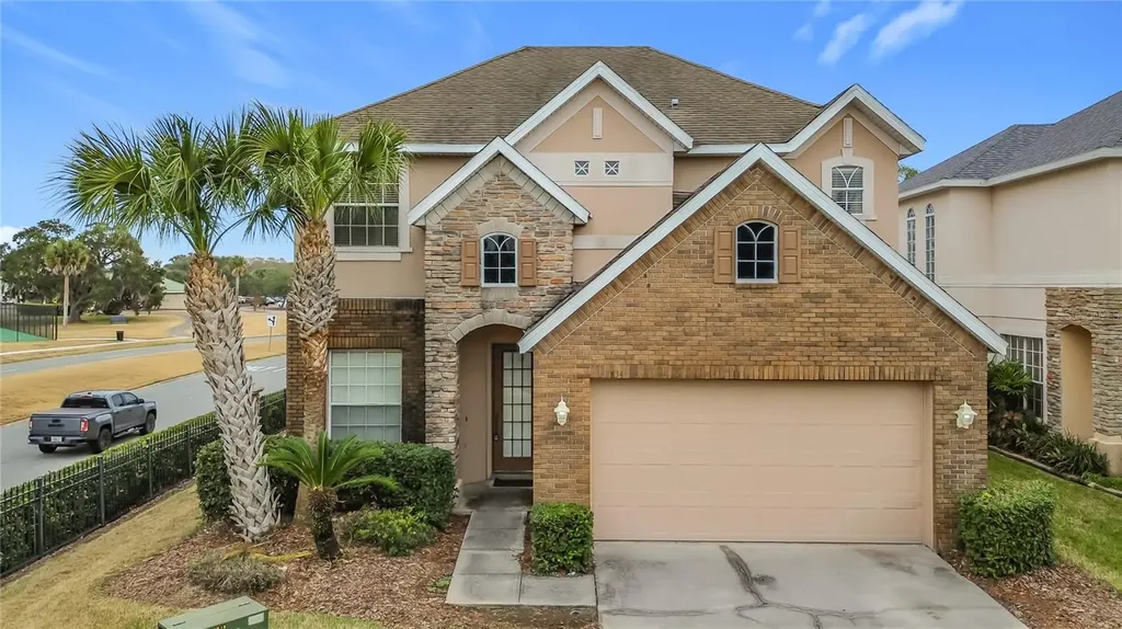 2834 Eagle Eye Court Kissimmee FL 34746