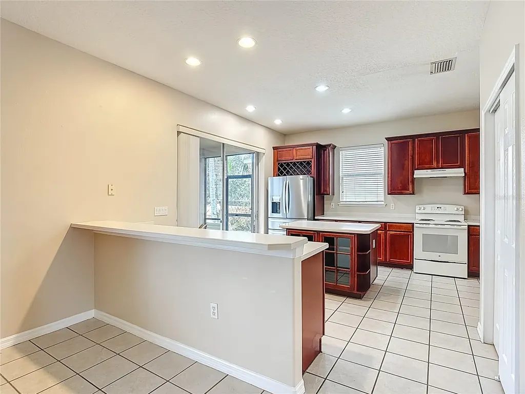 2834 Eagle Eye Court Kissimmee FL 34746