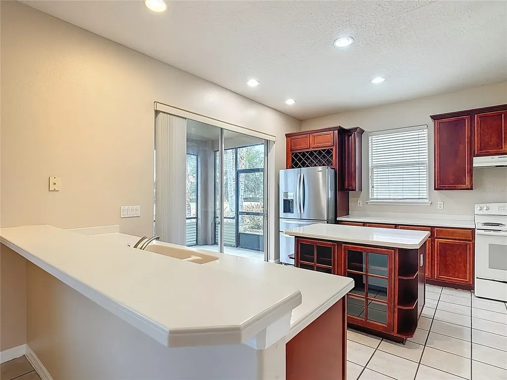 2834 Eagle Eye Court Kissimmee FL 34746