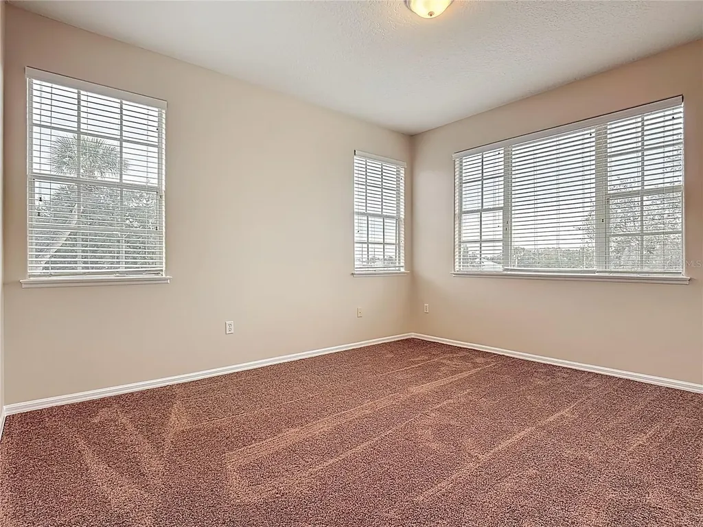 2834 Eagle Eye Court Kissimmee FL 34746