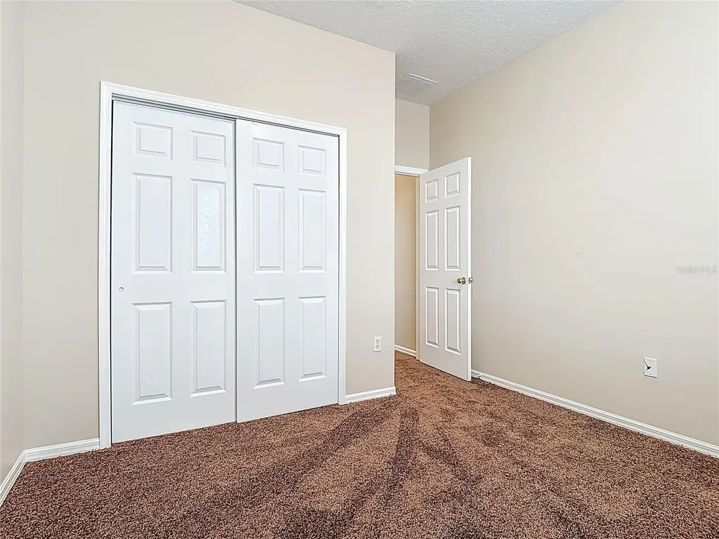 2834 Eagle Eye Court Kissimmee FL 34746