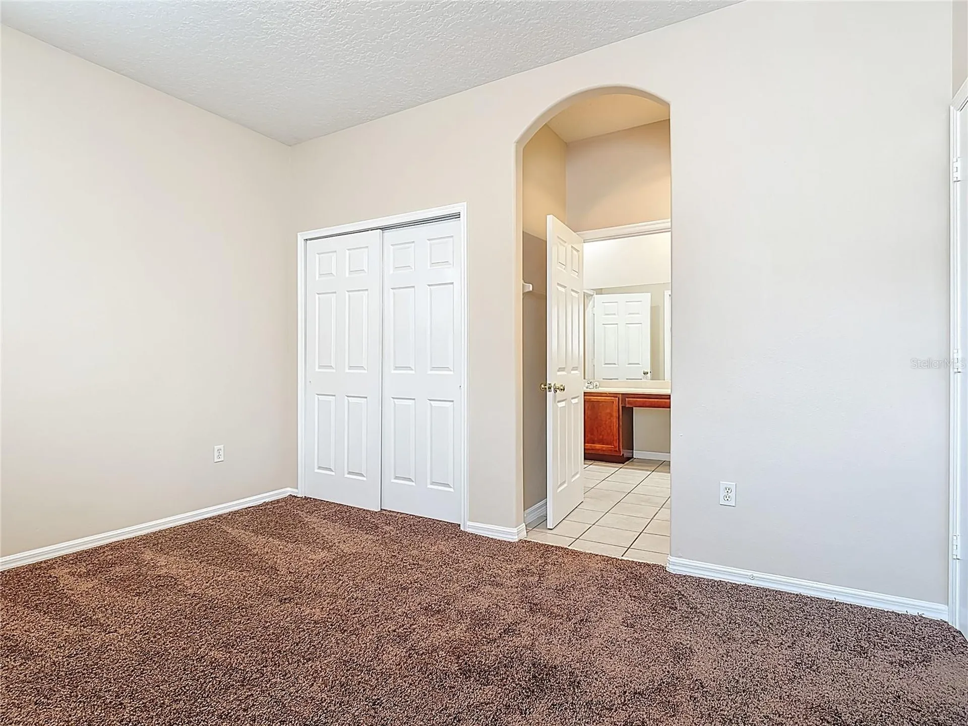 2834 Eagle Eye Court Kissimmee FL 34746