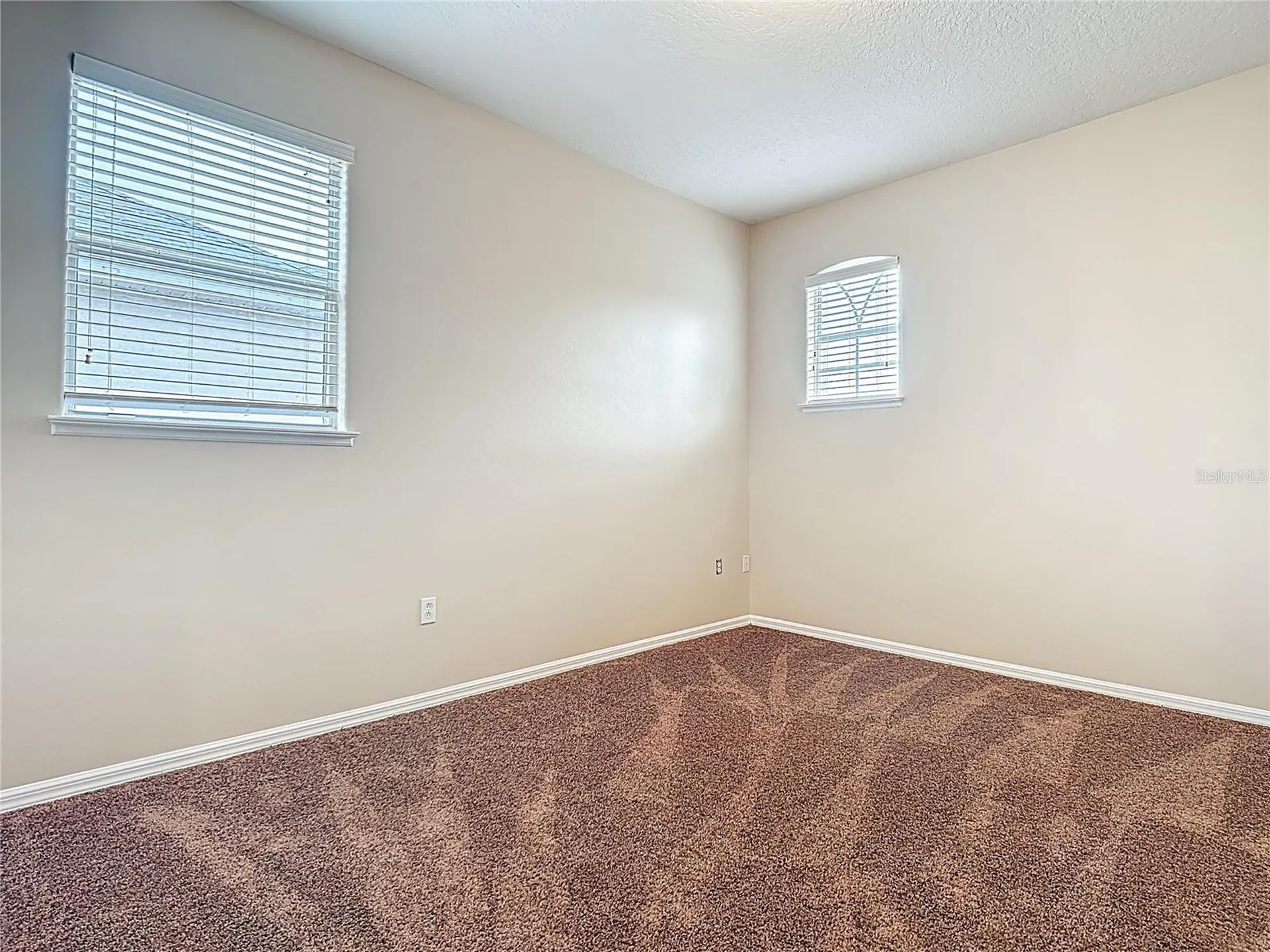 2834 Eagle Eye Court Kissimmee FL 34746