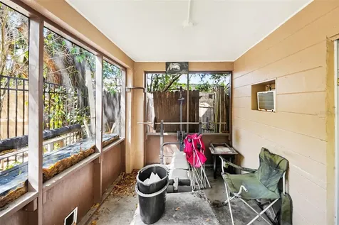 1228 15th Street N St Petersburg FL 33705