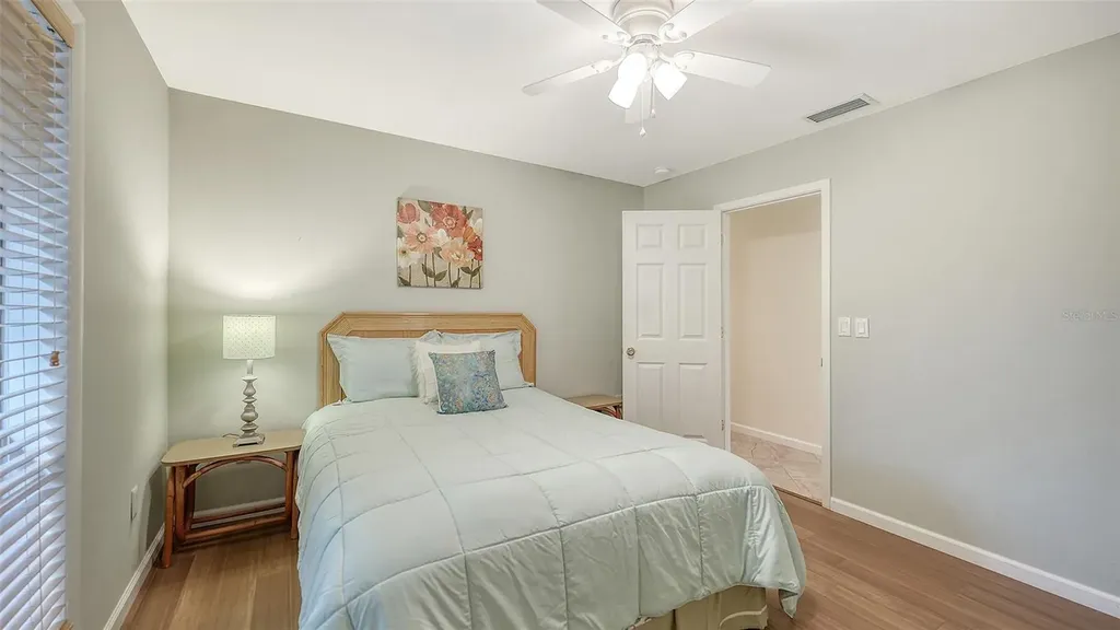 5345 Siesta Court Sarasota FL 34242