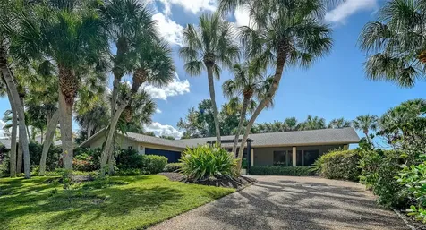 5345 Siesta Court Sarasota FL 34242