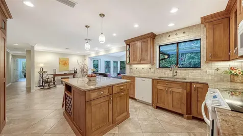 5345 Siesta Court Sarasota FL 34242
