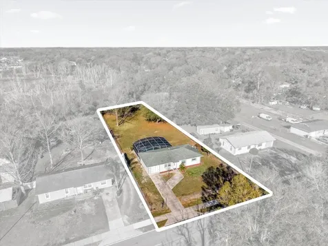 3808 Mohawk Drive Mount Dora FL 32757