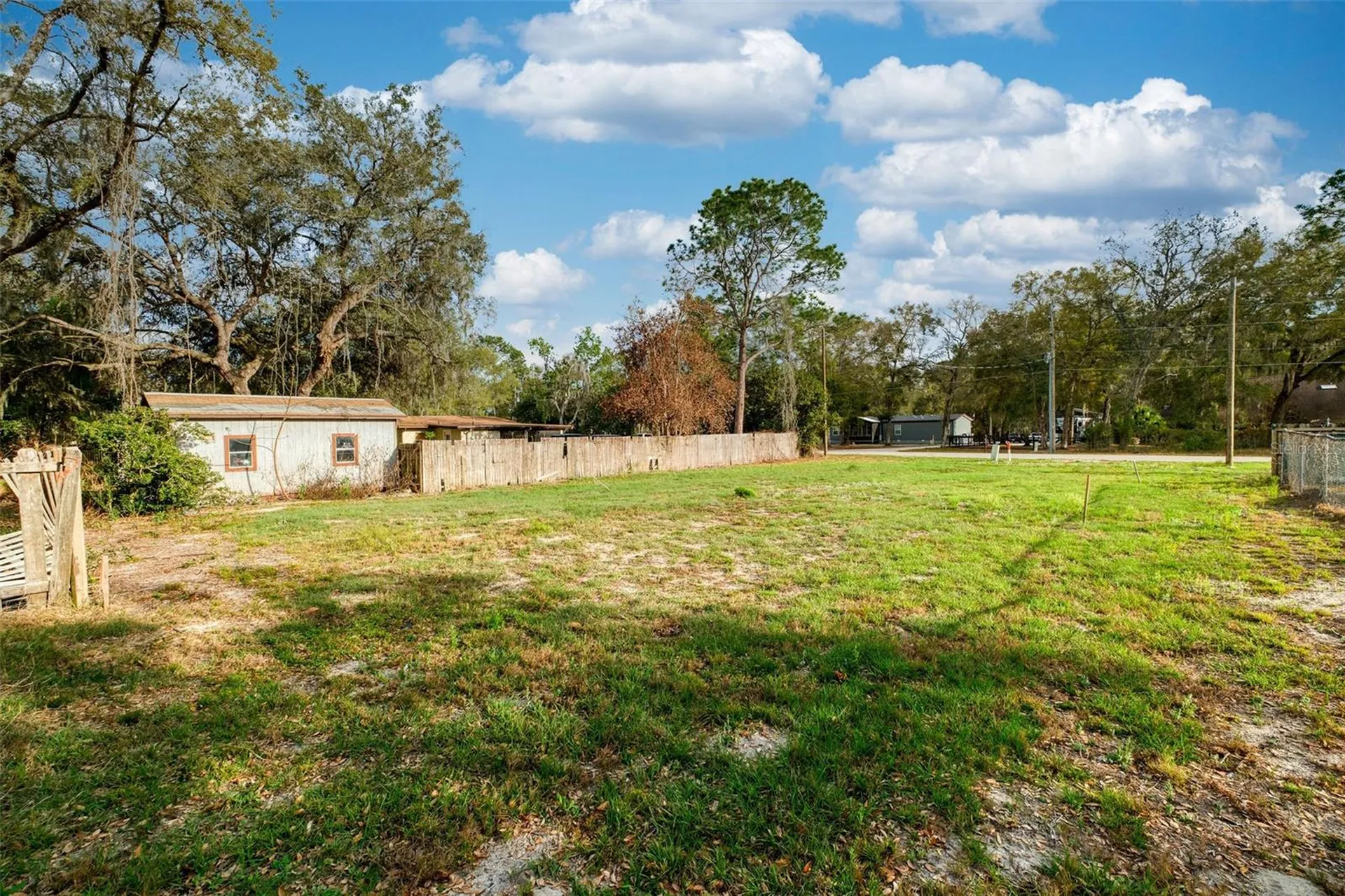 Lake Griffin Road Lady Lake FL 32159