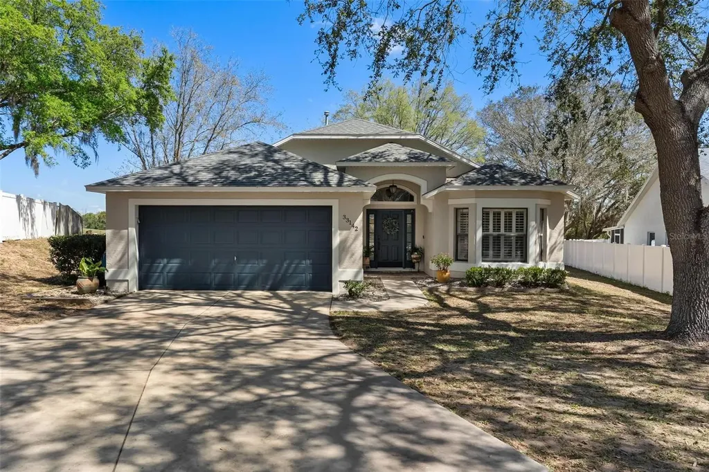 33142 Kaylee Way Leesburg FL 34788