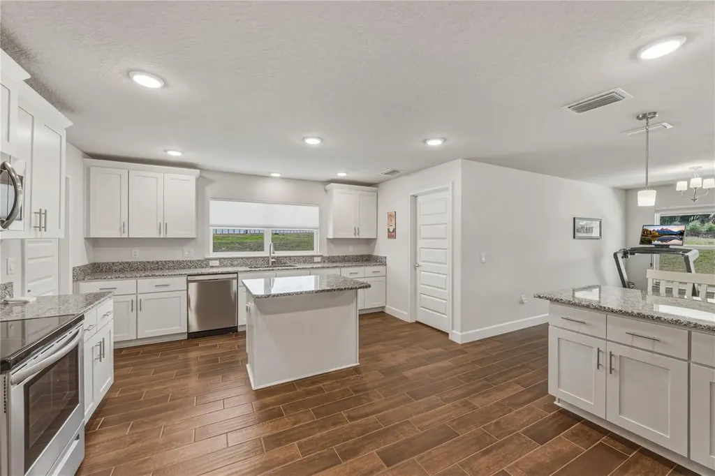 41049 Stanton Hall Drive Dade City FL 33525