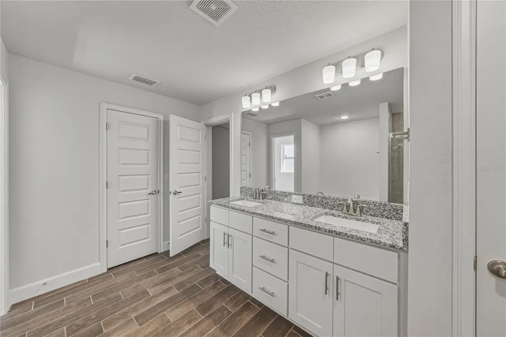 41049 Stanton Hall Drive Dade City FL 33525