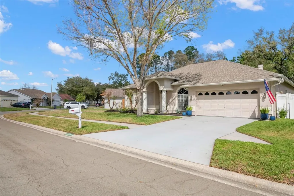 18536 Otterwood Avenue Tampa FL 33647