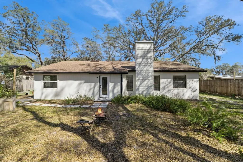 1230 Hollyridge Trail Maitland FL 32751