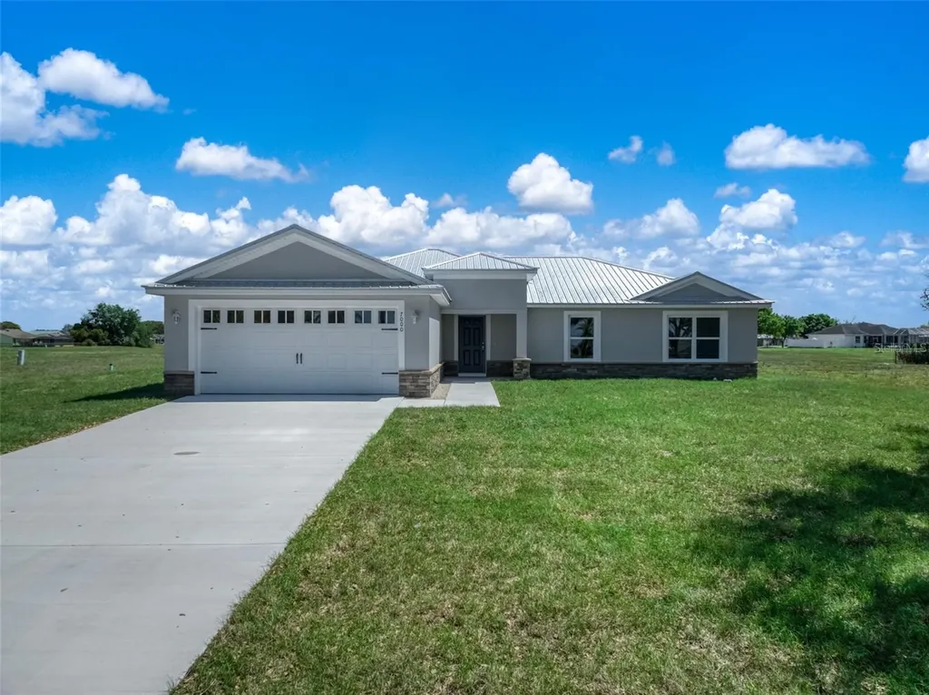 7000 Woodmont Court Sebring FL 33876