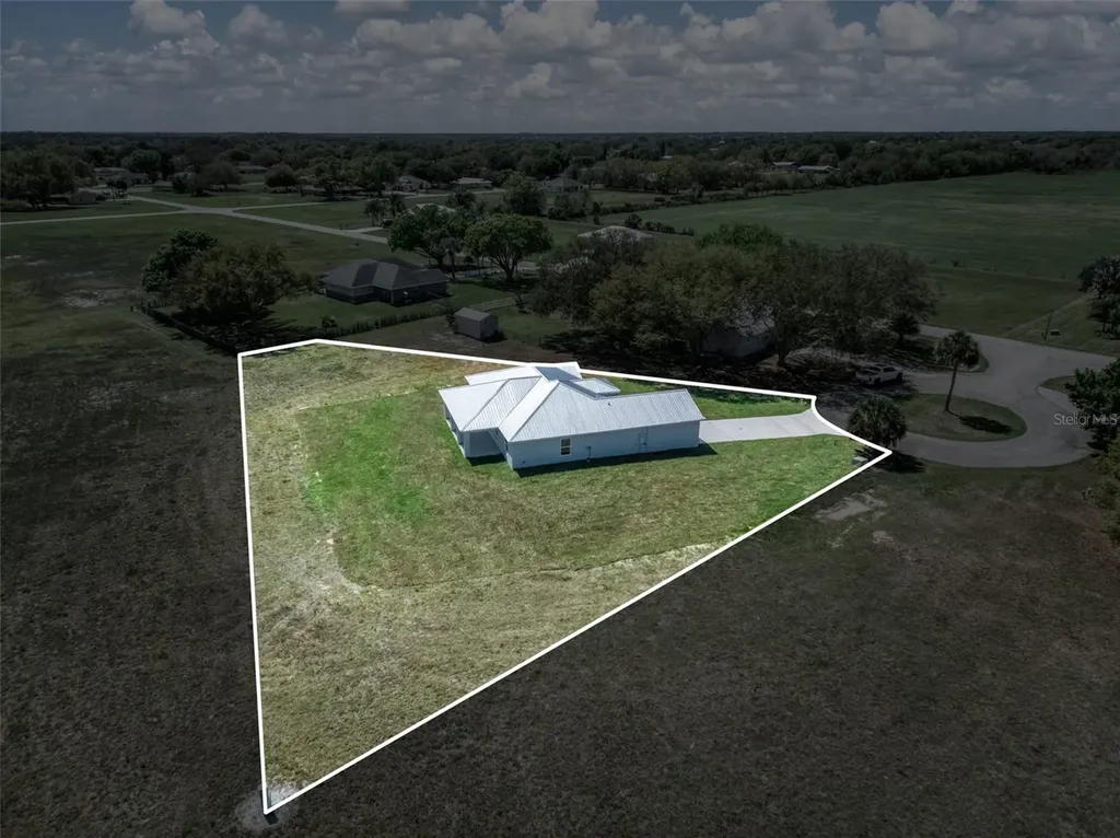 7000 Woodmont Court Sebring FL 33876