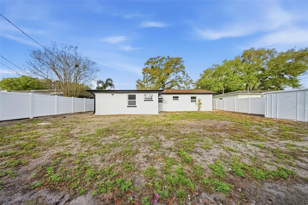 4327 59 Street N St Petersburg FL 33709