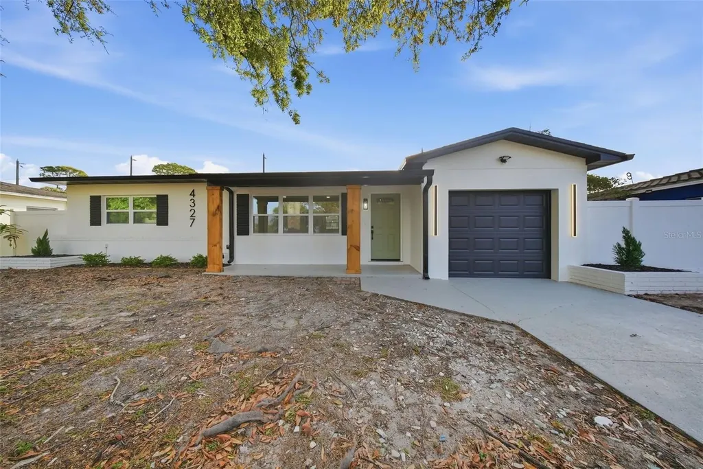 4327 59 Street N St Petersburg FL 33709