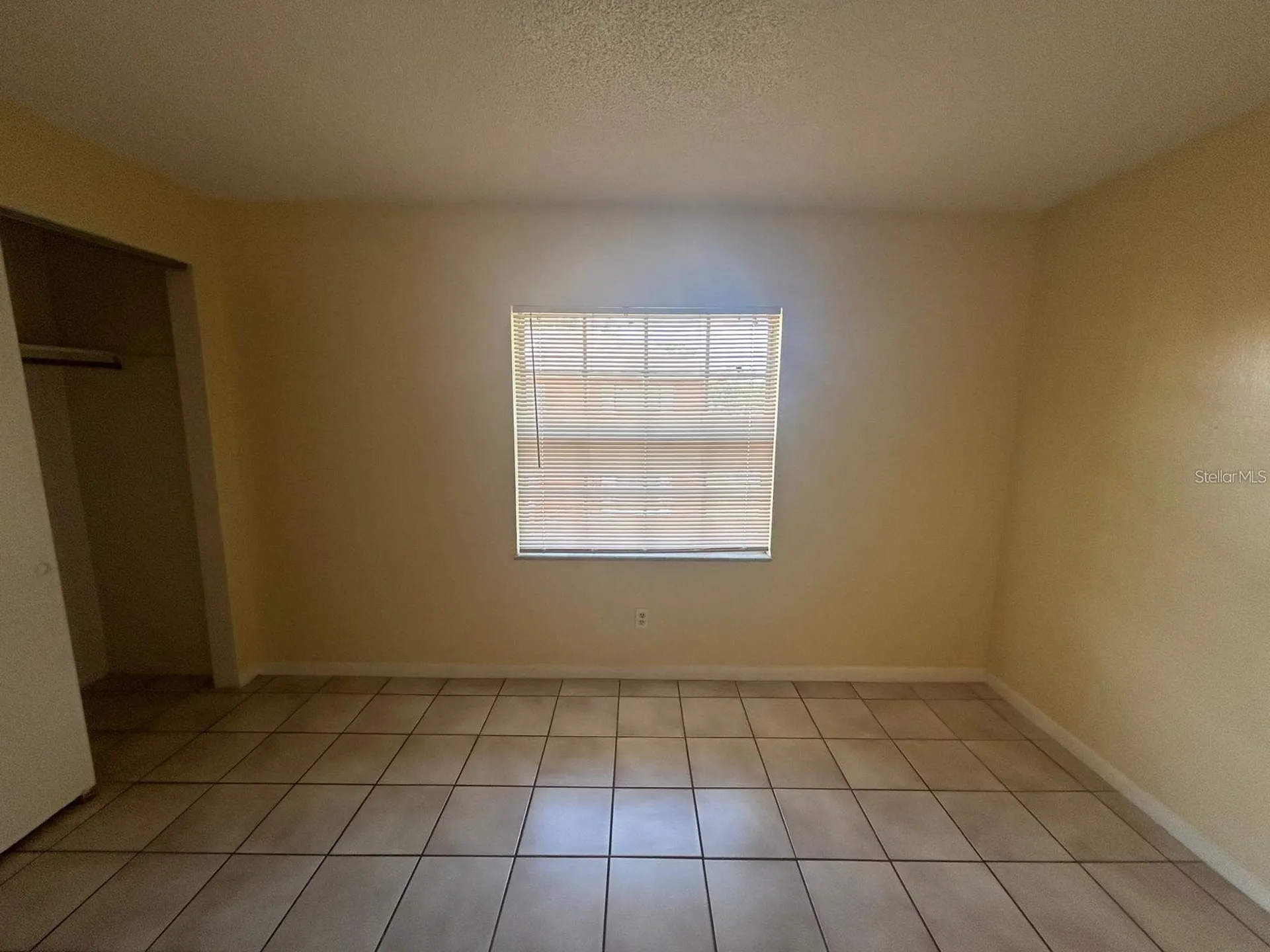 1627 W Oak Ridge Road Orlando FL 32809