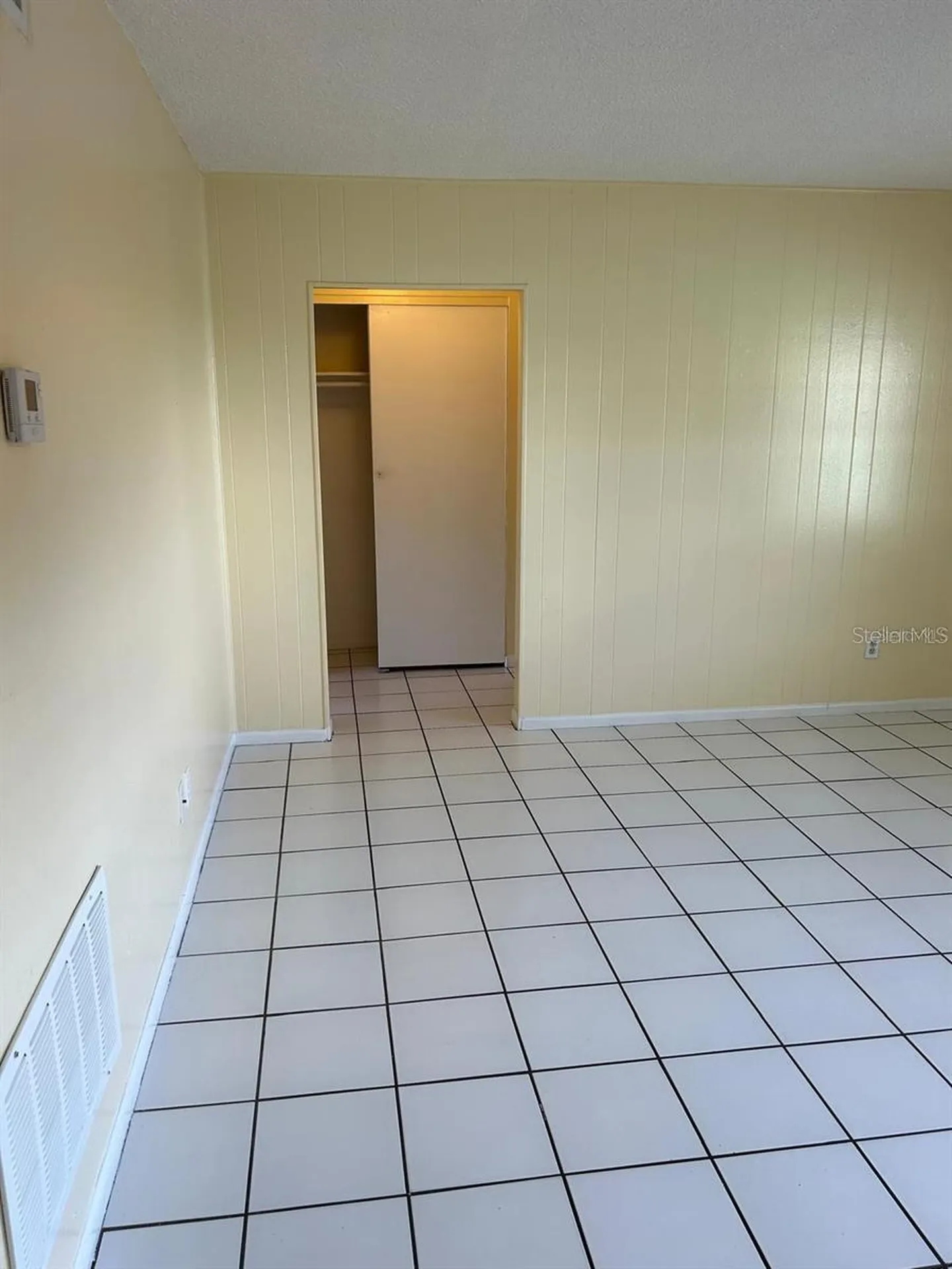 1627 W Oak Ridge Road Orlando FL 32809