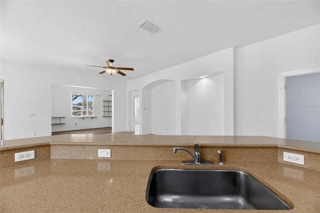 1013 Emerald Dunes Drive Sun City Center FL 33573