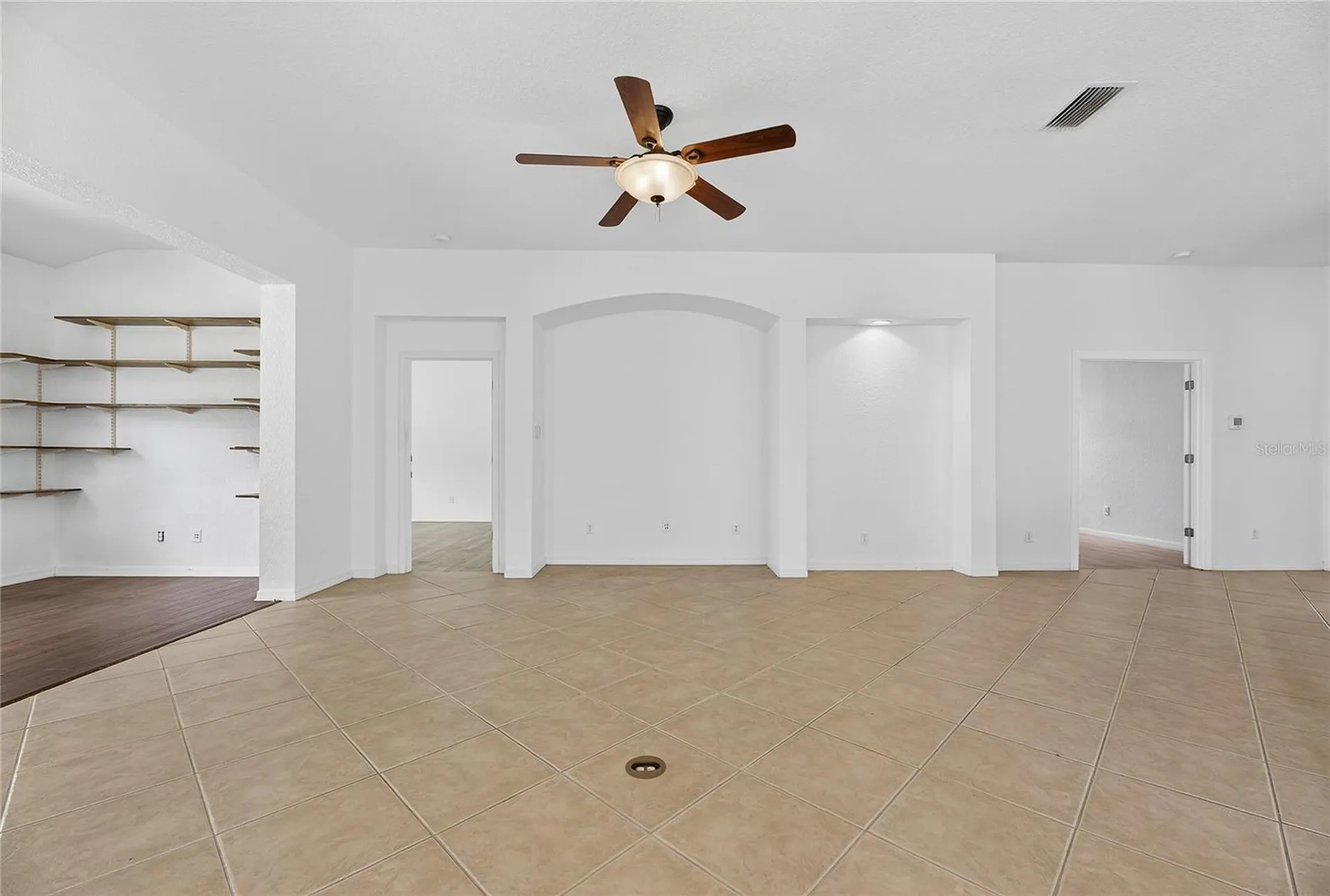 1013 Emerald Dunes Drive Sun City Center FL 33573