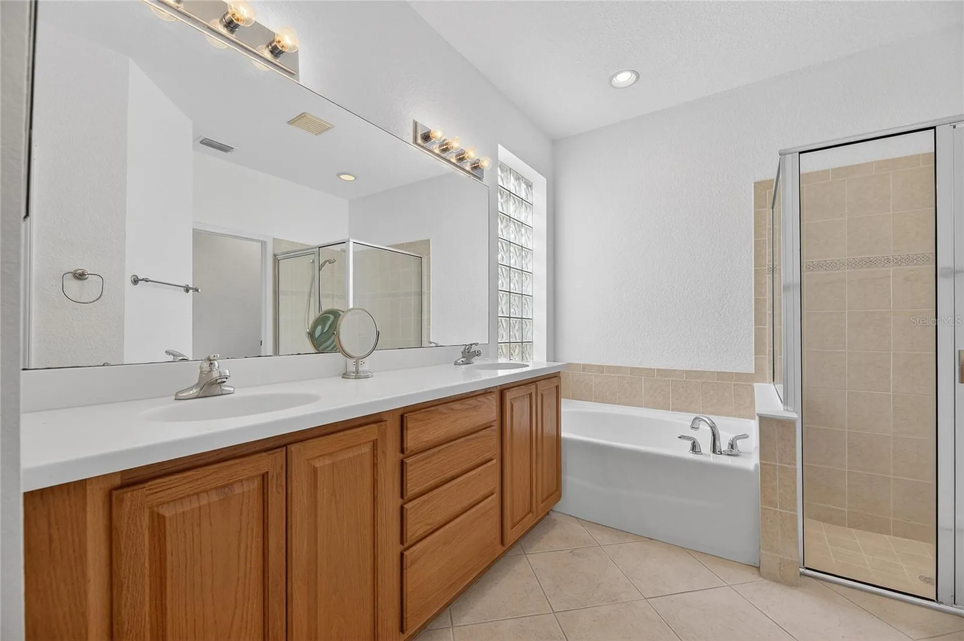 1013 Emerald Dunes Drive Sun City Center FL 33573