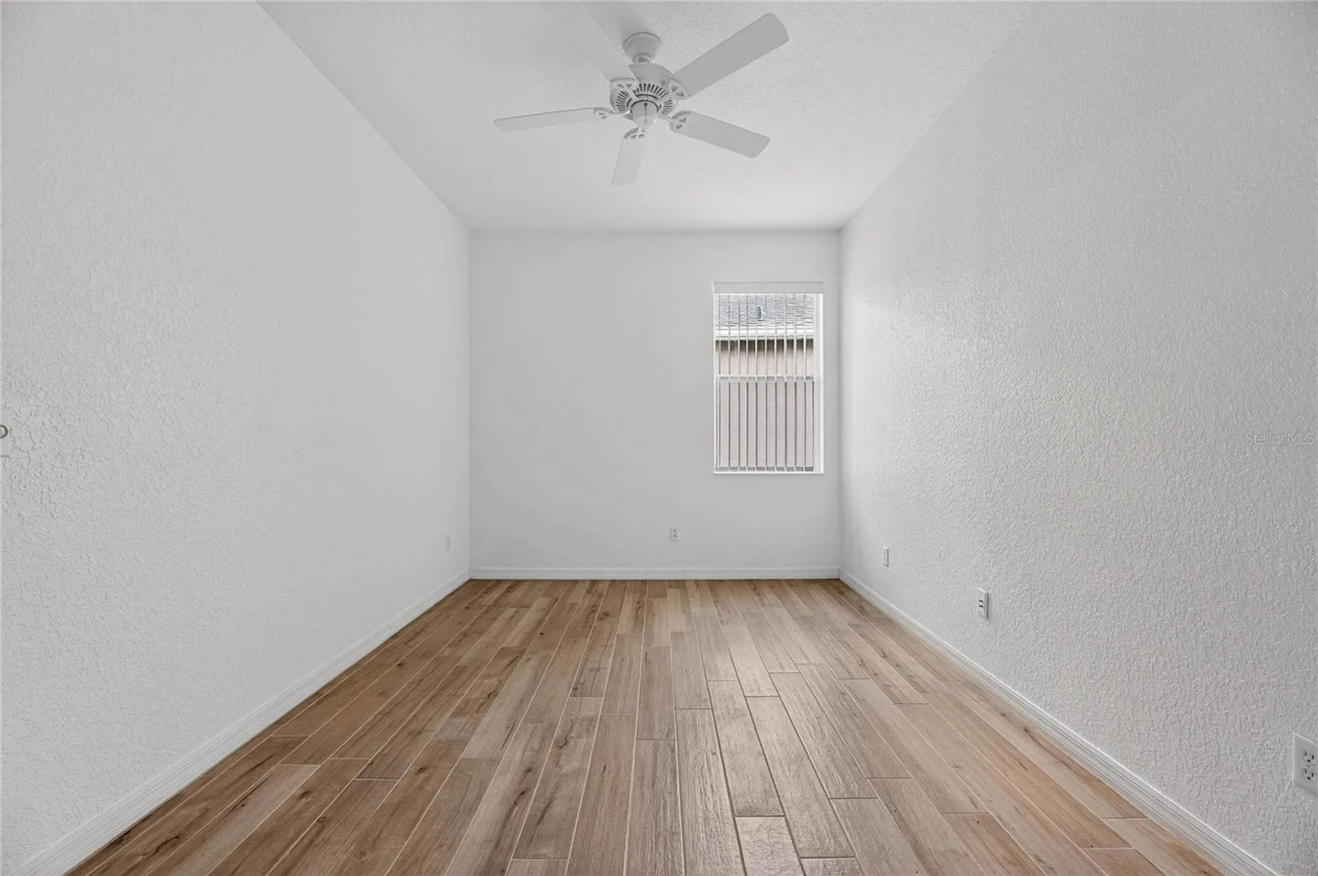 1013 Emerald Dunes Drive Sun City Center FL 33573