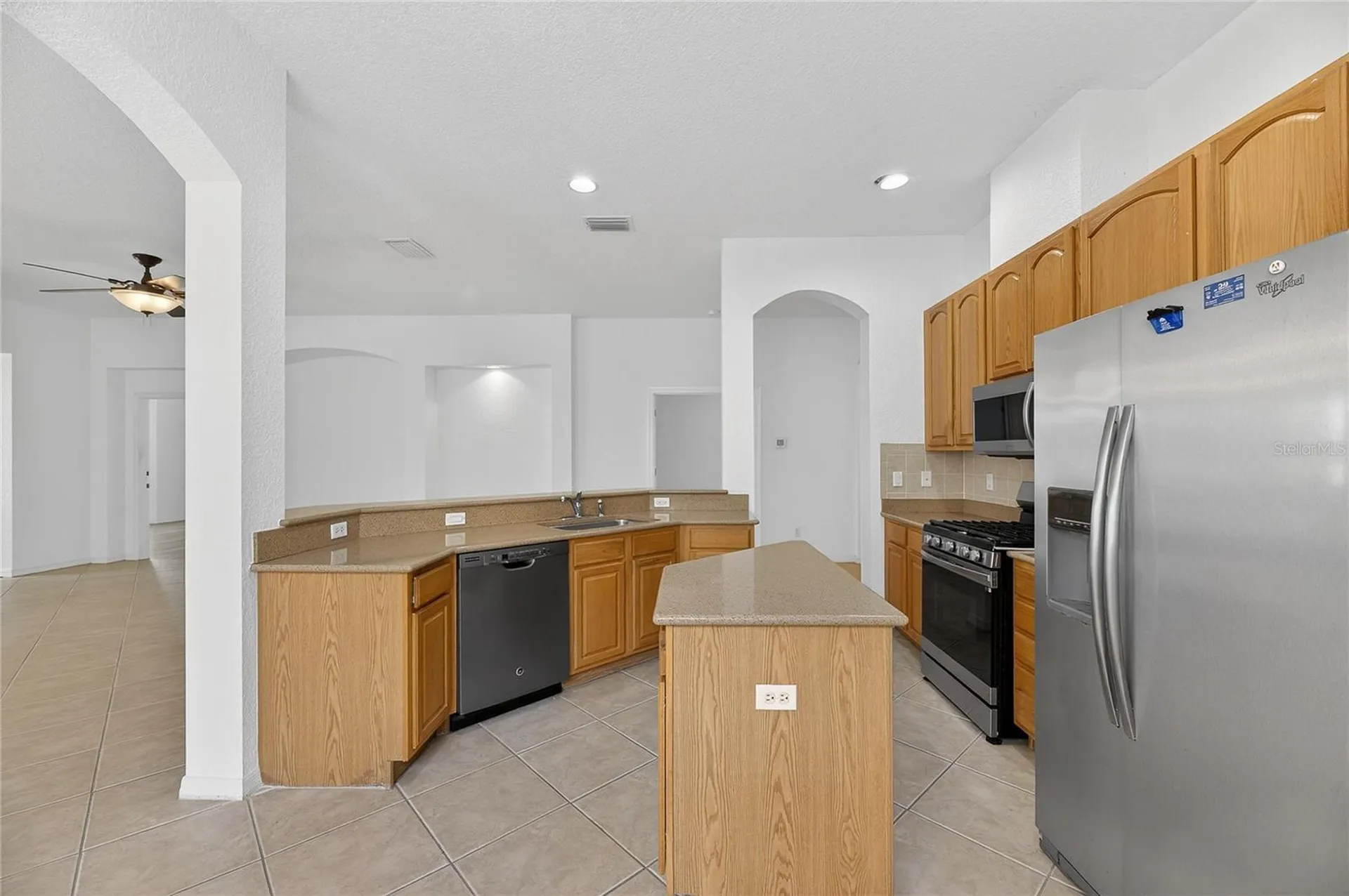 1013 Emerald Dunes Drive Sun City Center FL 33573