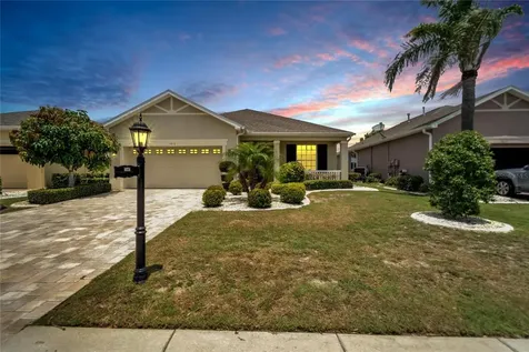 1013 Emerald Dunes Drive Sun City Center FL 33573