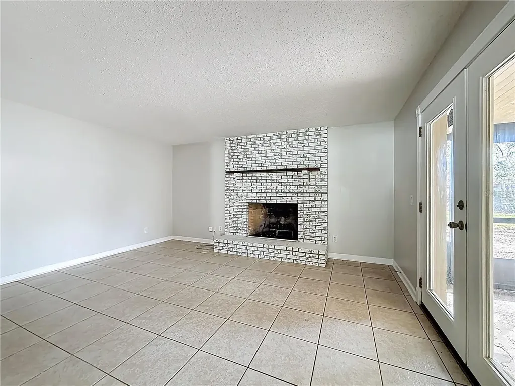 1605 NE 17th Avenue Ocala FL 34470