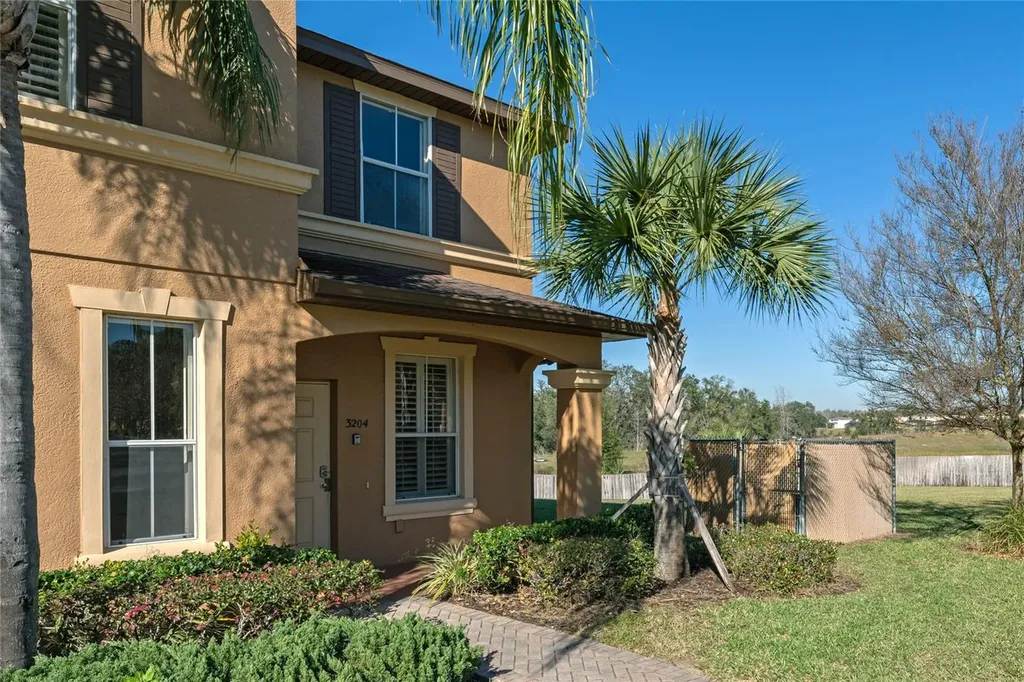 3204 Calabria Avenue Davenport FL 33897