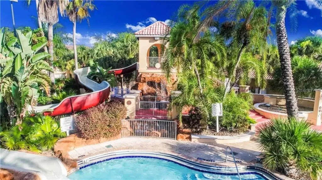3204 Calabria Avenue Davenport FL 33897