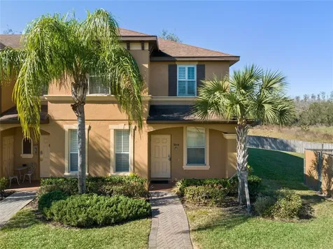3204 Calabria Avenue Davenport FL 33897